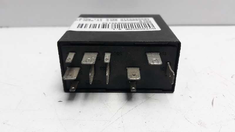 VOLKSWAGEN Bora 1 generation (1998-2005) Relays 4B0955531A 18524279