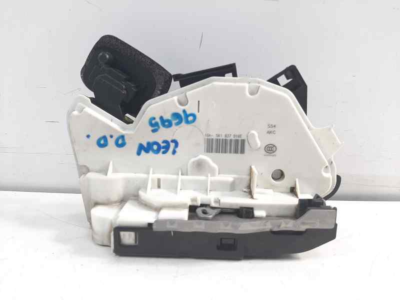 SEAT Toledo 3 generation (2004-2010) Front Right Door Lock 5K1837016E 18629529