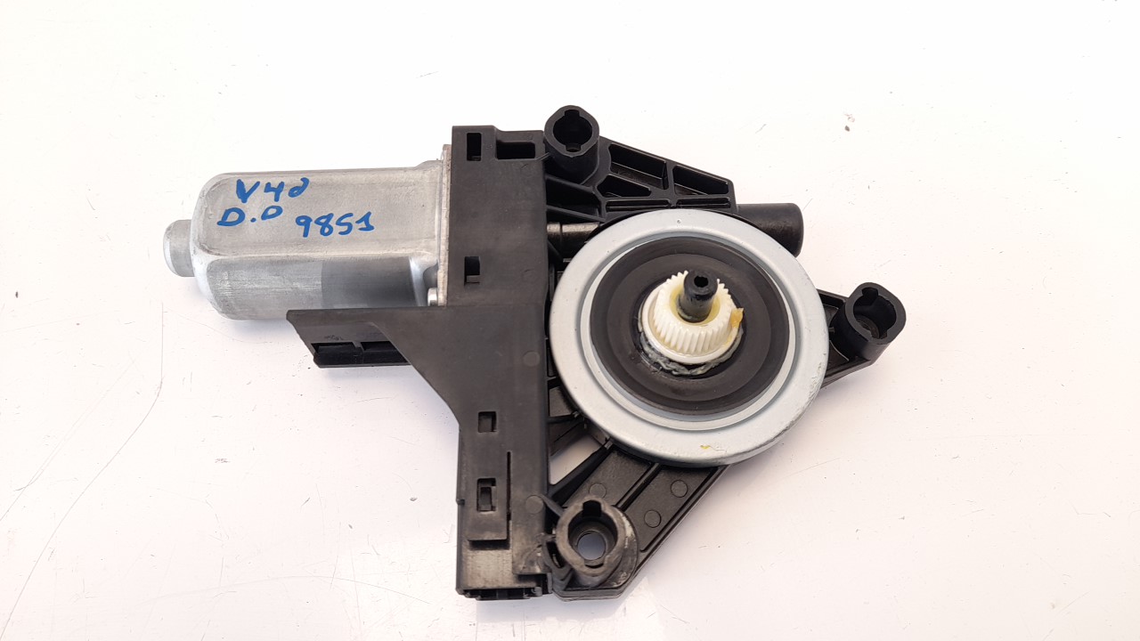 VOLVO V40 2 generation (2012-2020) Moteur de commande de vitre de porte avant droite 966269103 18644984