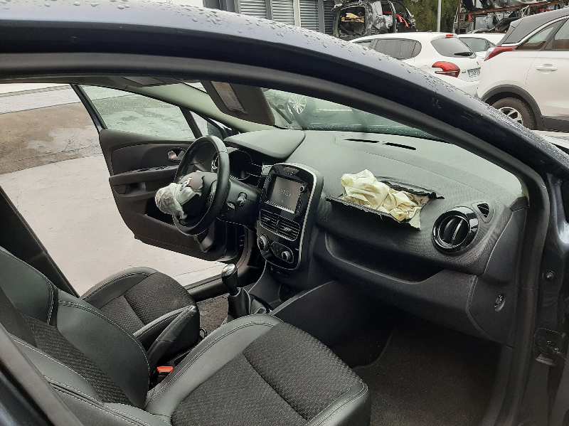 RENAULT Clio 4 generation (2012-2020) Кнопка стеклоподъемника передней правой двери 254218614R 18724916