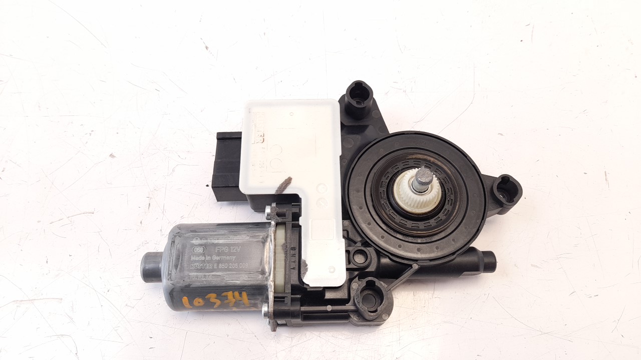 SEAT Alhambra 2 generation (2010-2021) Front Left Door Window Regulator Motor 2Q1959881 18729148