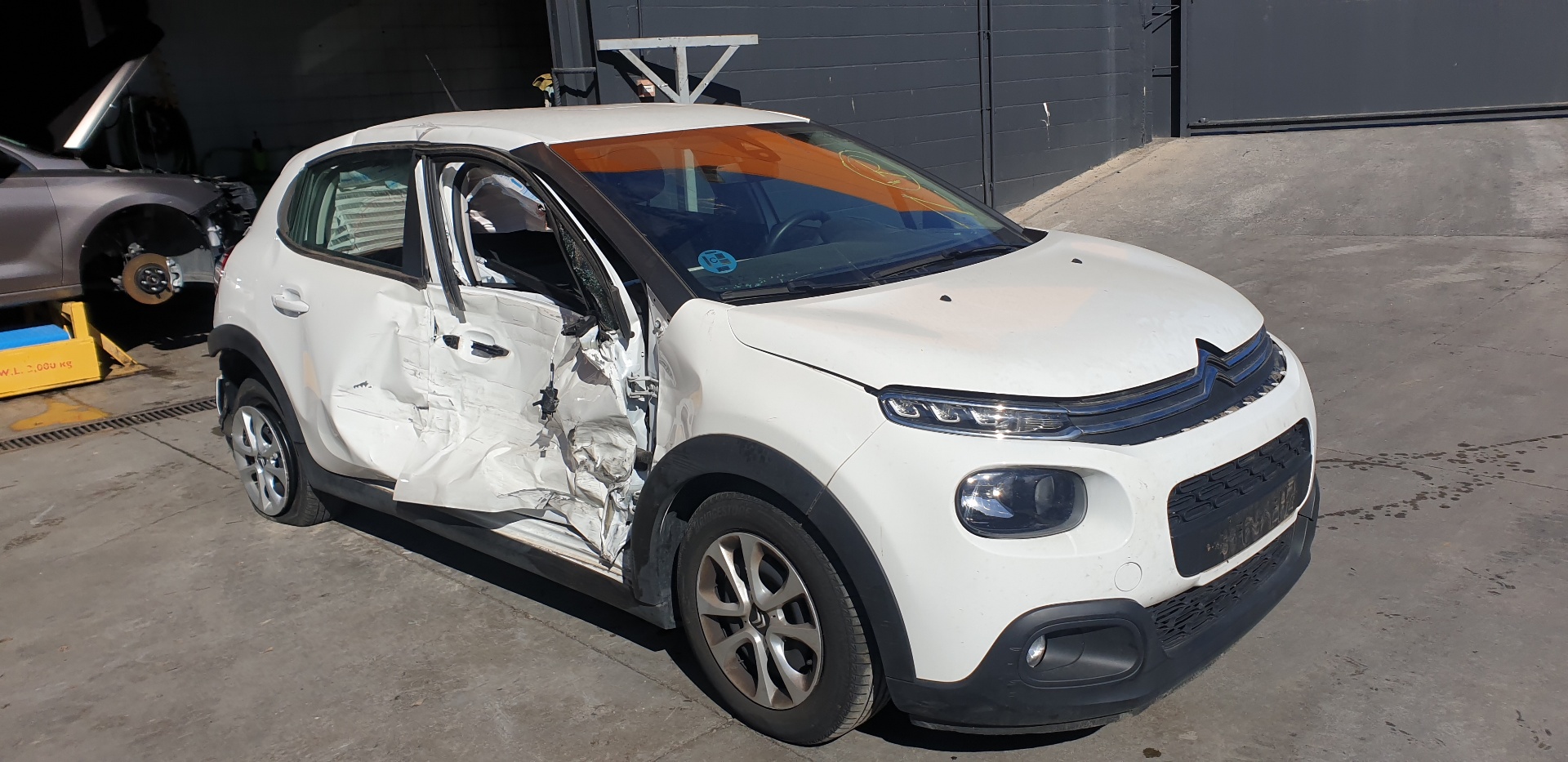 CITROËN C3 3 generation (2016-2024) Накладка крыла задняя левая 9812088880 25169789