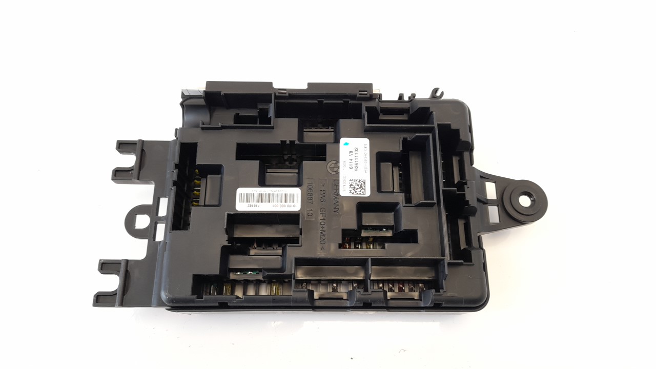 BMW 1 Series F20/F21 (2011-2020) Fuse Box 926111102 18641811