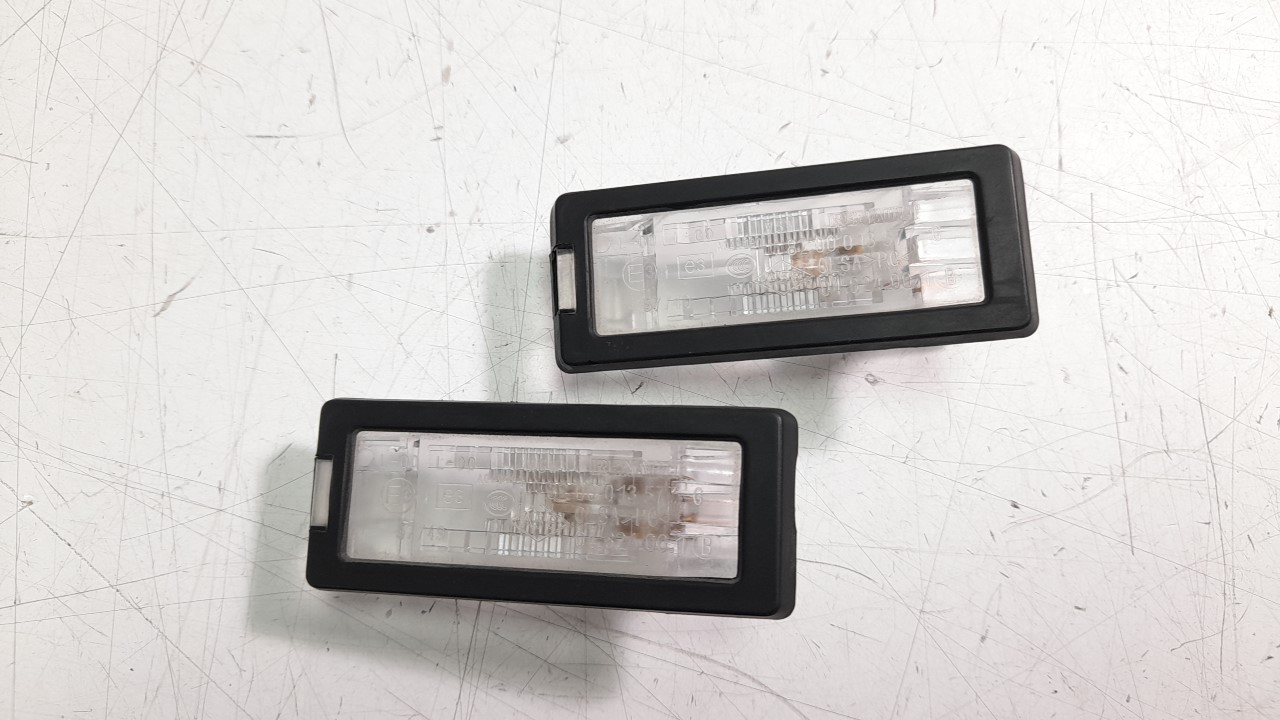 RENAULT Captur 1 generation (2013-2019) License Plate Lights 8200013577 26818747