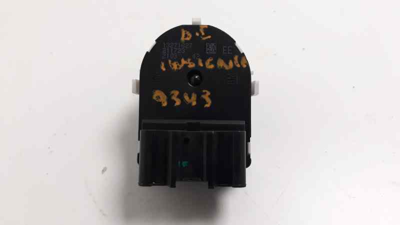 OPEL Insignia A (2008-2016) Alte unități de control 13271827 18570827