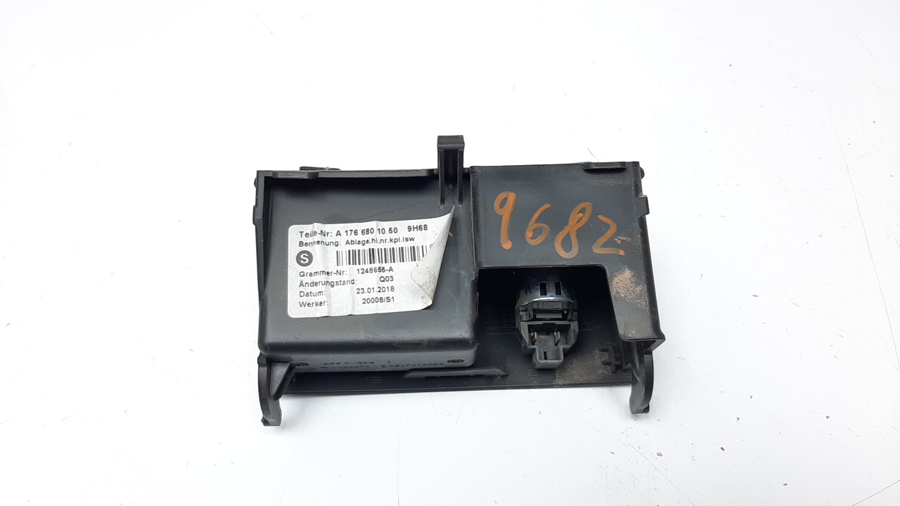 MERCEDES-BENZ CLA-Class C117 (2013-2016) Scrumieră A1766801050 20992259