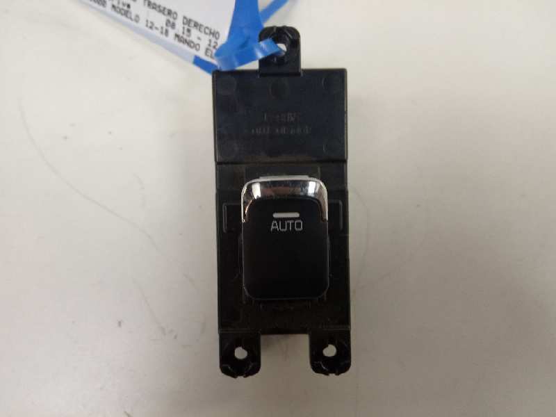 KIA Cee'd 2 generation (2012-2018) Rear Right Door Window Control Switch AC25101000 18556298