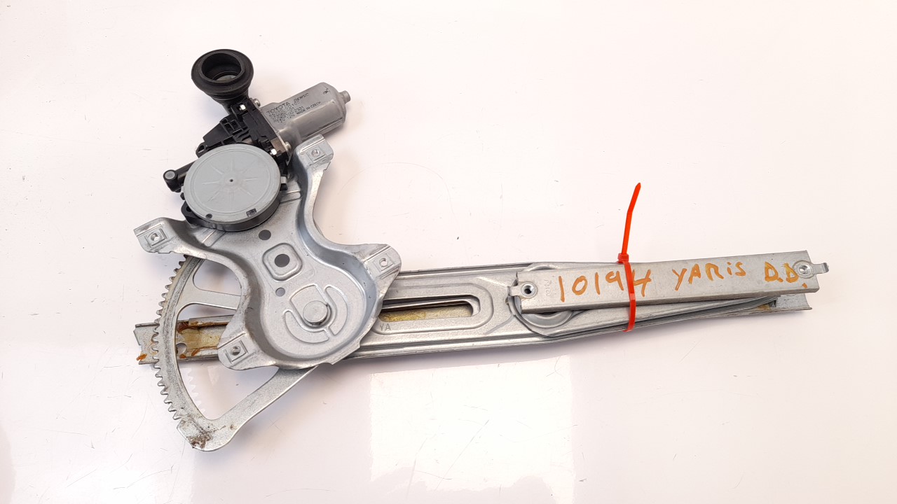 TOYOTA Yaris 3 generation (2010-2019) Lève-vitre de porte avant droite 857100D100 18692422