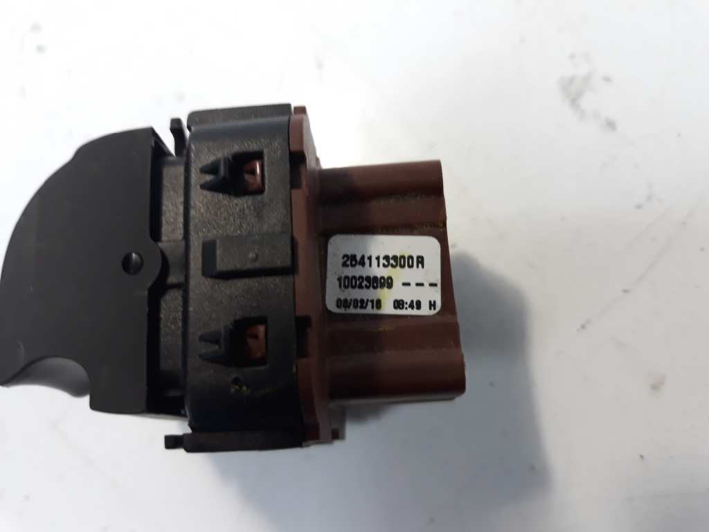 RENAULT Clio 4 generation (2012-2020) Front Left Door Window Switch 254113300R 18539702