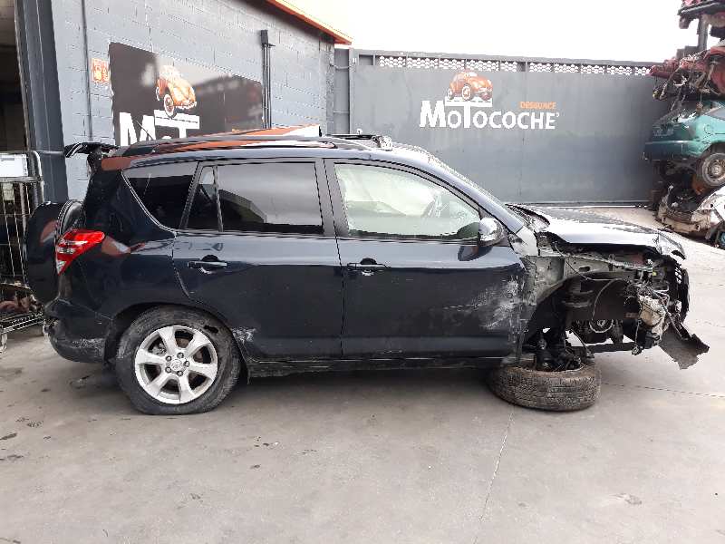 TOYOTA RAV4 2 generation (XA20) (2000-2006) Ремень безопасности передний правый J082512 18554892