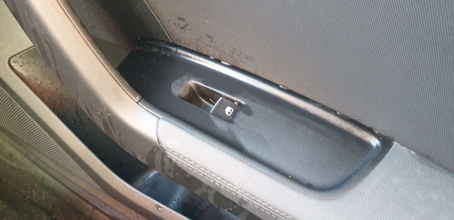 AUDI A1 GB (2018-2024) Priekinių dešinių durų langų pakėlimo mygtukai 5G0959855P 23851820