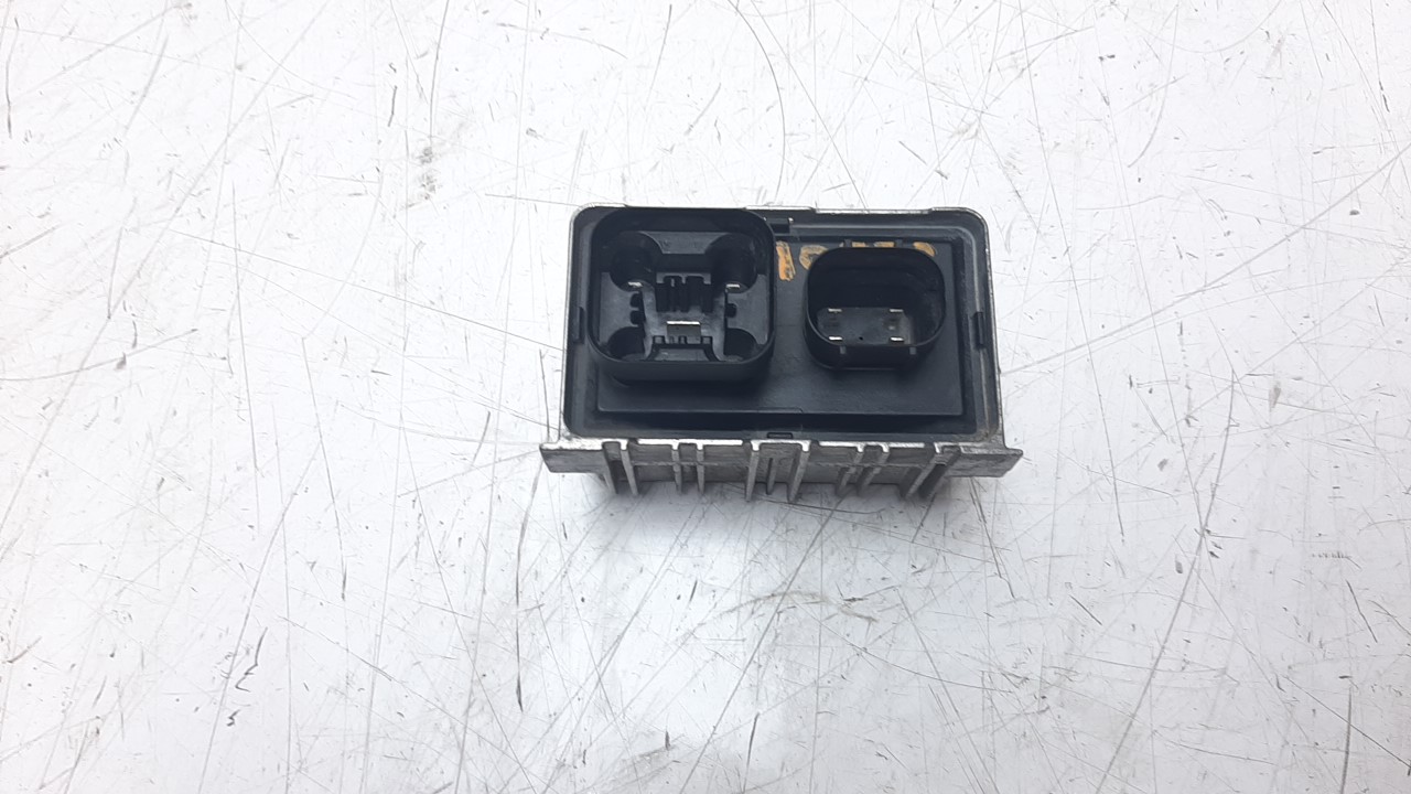 OPEL Insignia A (2008-2016) Relays 55574293 20998611