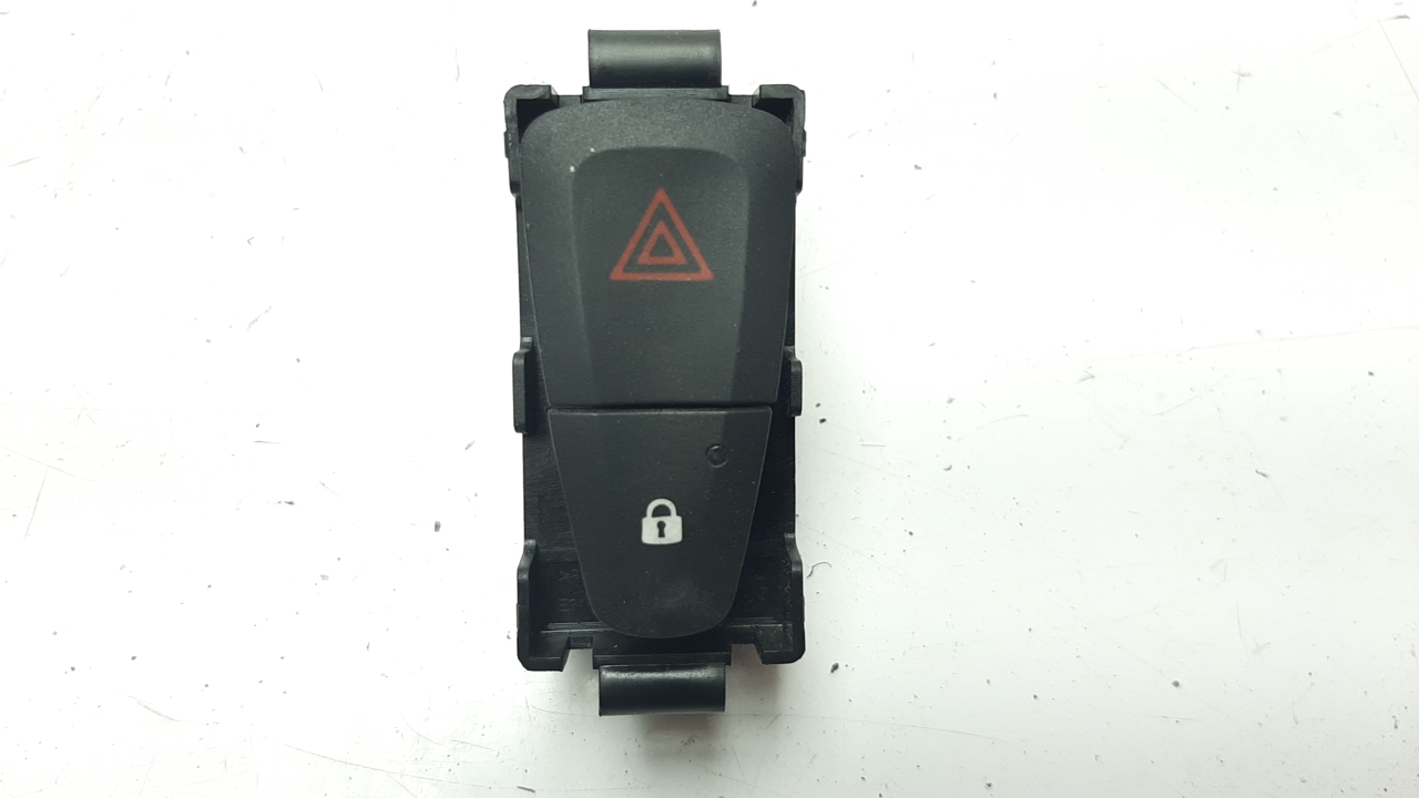 DACIA Sandero 2 generation (2013-2020) Hazard button E3160101 22815581