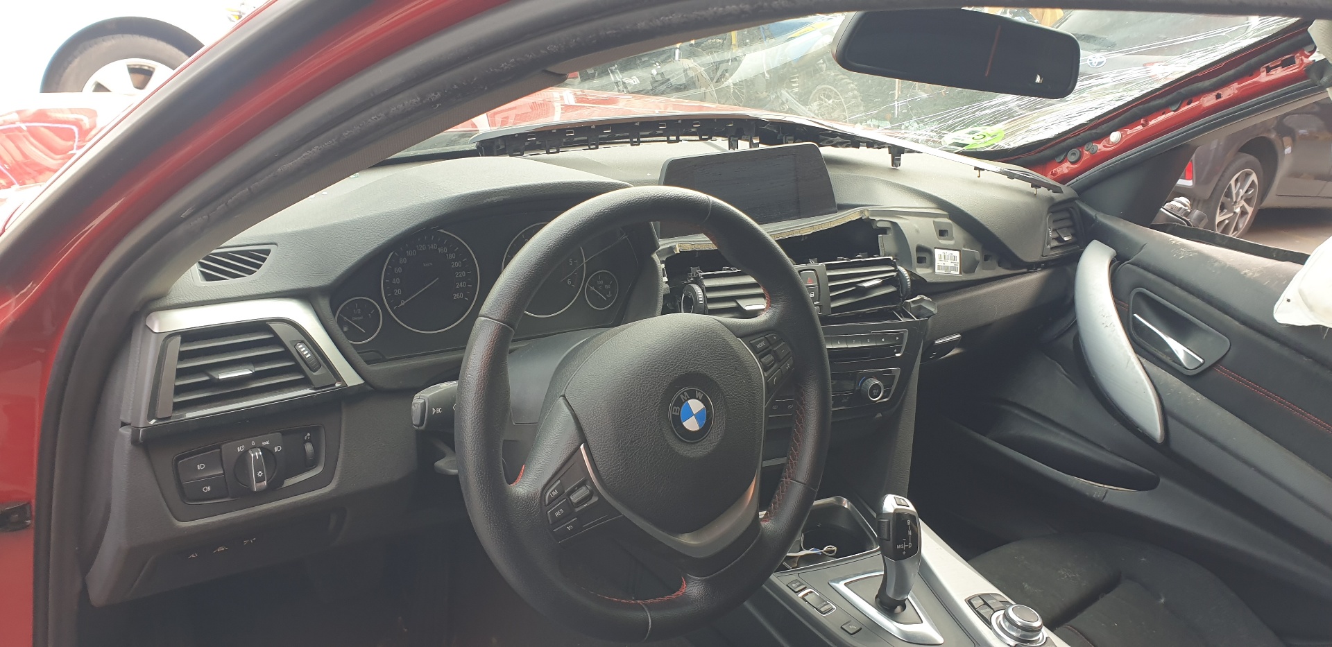 BMW 3 Series F30/F31 (2011-2020) Priekiniai valytuvai 61617260469 23978223