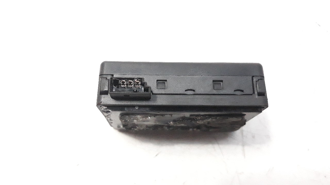 BMW 1 Series E81/E82/E87/E88 (2004-2013) Other Control Units 912411201 22804931