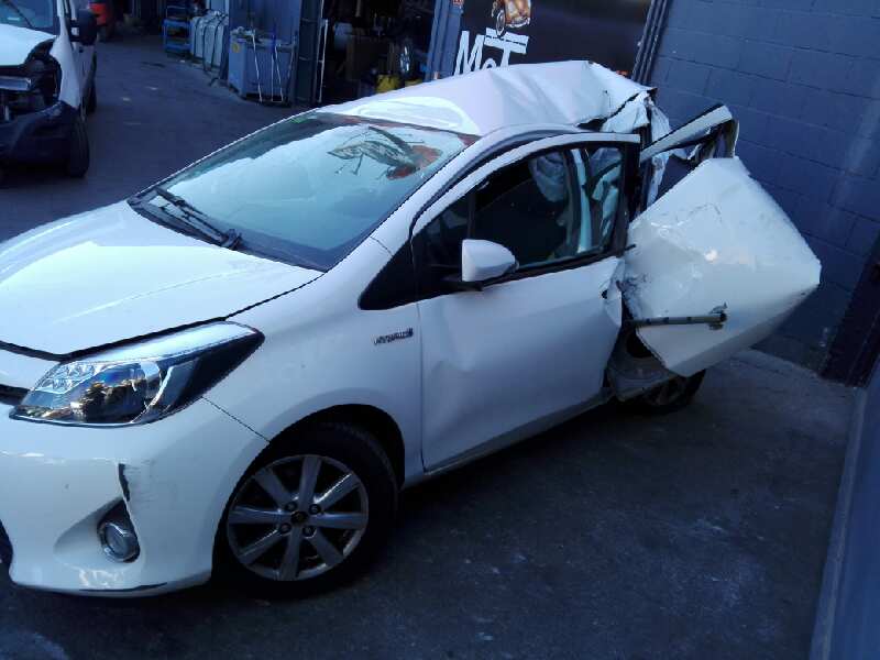 TOYOTA Yaris 3 generation (2010-2019) Інші частини інтер'єру 812600D070 18517100