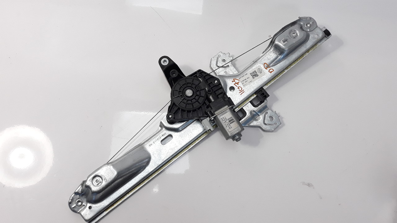 RENAULT Kadjar 1 generation (2015-2024) Front Right Door Window Regulator 807209732R 24049920