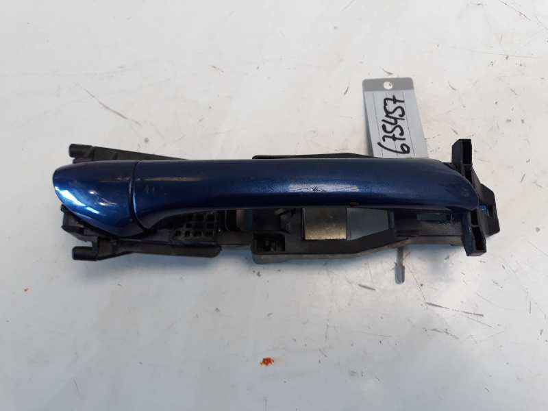 MERCEDES-BENZ C-Class W203/S203/CL203 (2000-2008) Front Right Door Exterior Handle 18536775