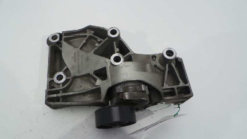 OPEL Insignia A (2008-2016) Alternator bracket 55562863,55562863,55562863 19286463