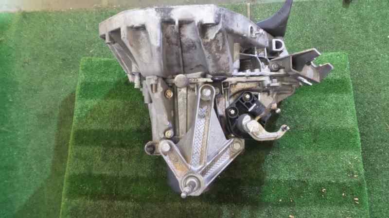 RENAULT Scenic 2 generation (2003-2010) Gearbox JR5110 18865806