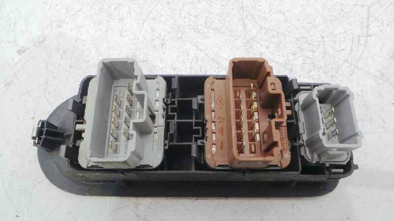 RENAULT Megane 2 generation (2002-2012) Front Left Door Window Switch 156018070, 156018070 19234147