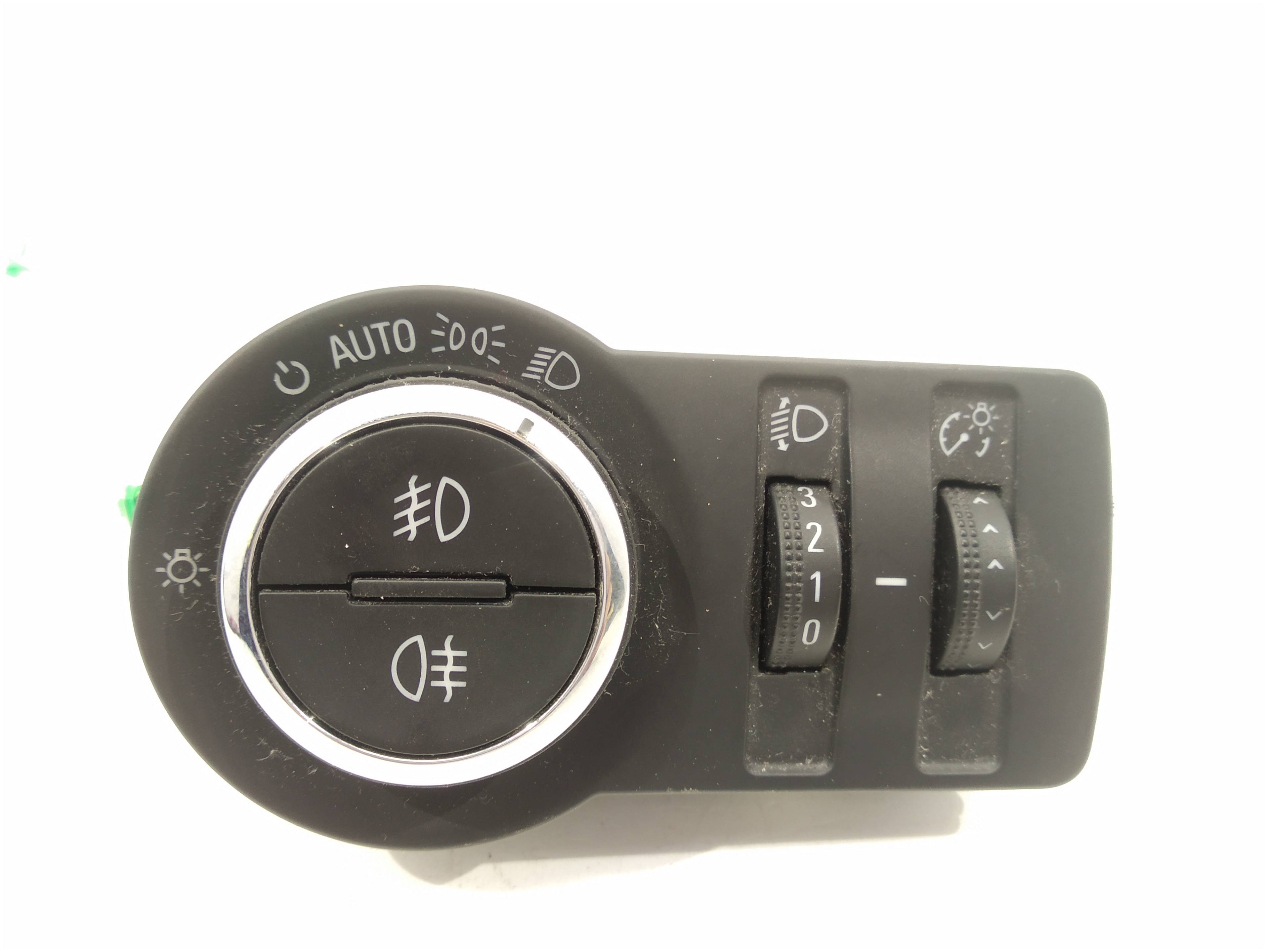 OPEL Insignia A (2008-2016) Headlight Switch Control Unit 13268702,13268702 19332745