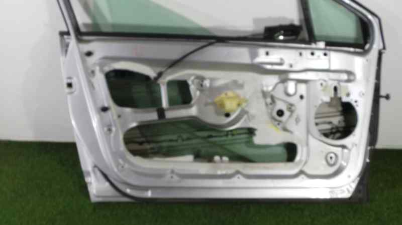 CITROËN C4 1 generation (2004-2011) Front Left Door 1788688 19087922