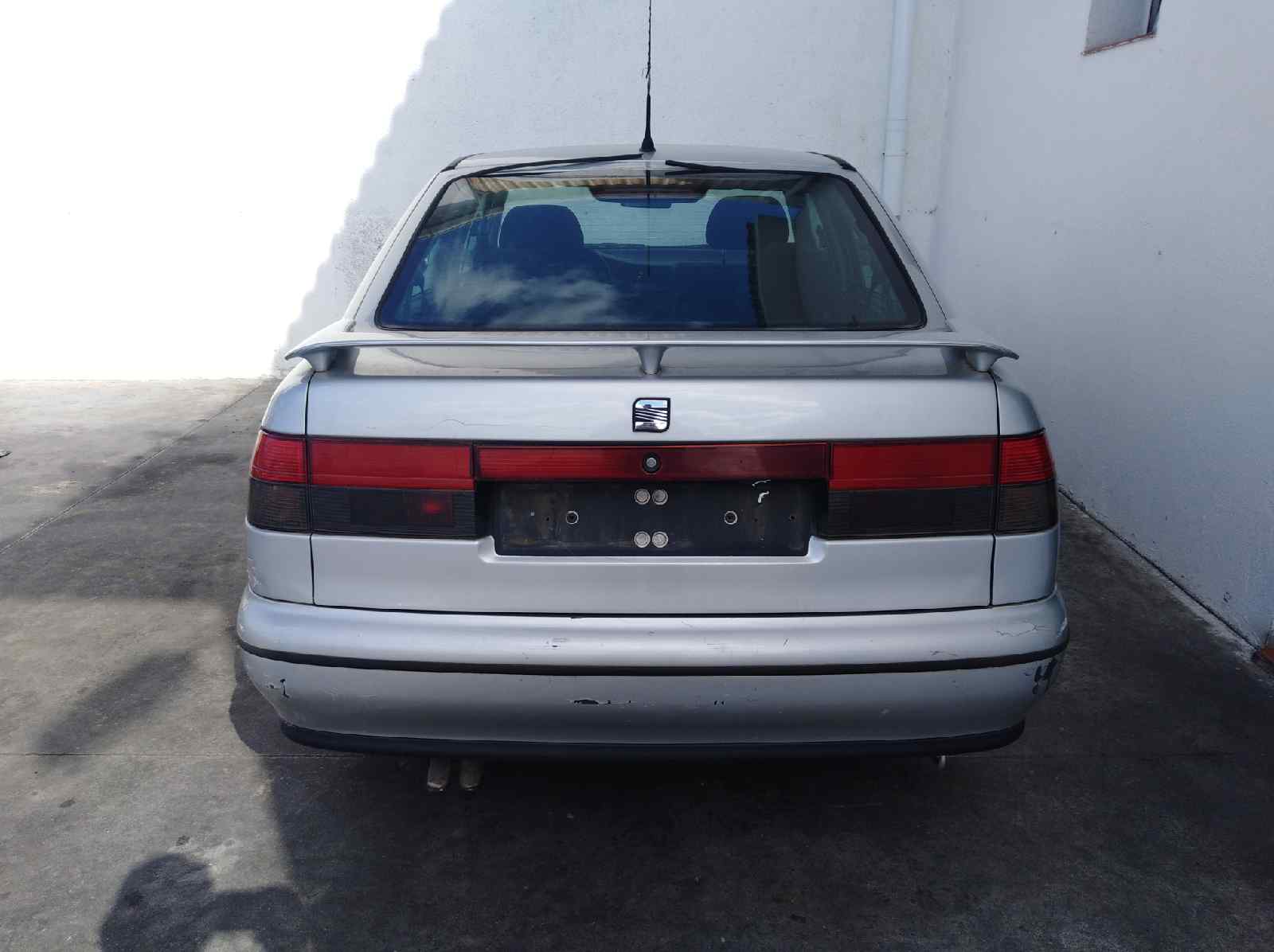 SEAT Toledo 1 generation (1991-1999) Фонарь задний левый 1L0945093M, 1L0945093M 19201741