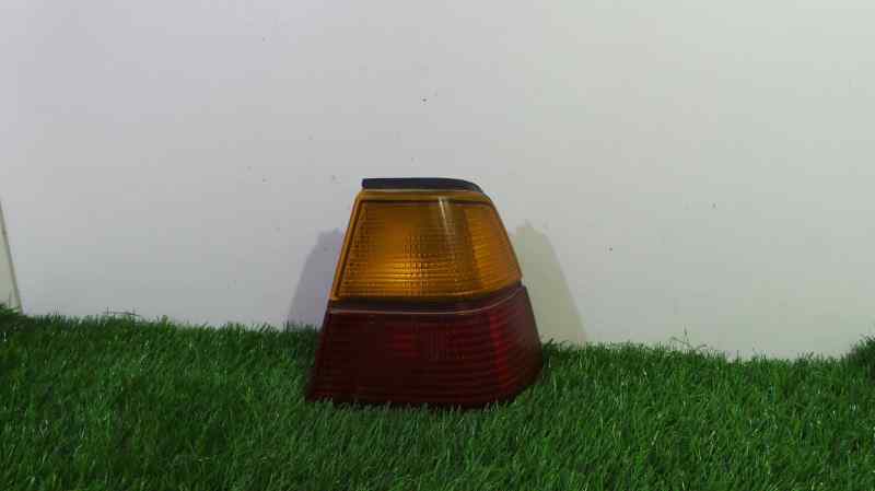 VOLKSWAGEN Passat B2 (1981-1988) Bakre höger bakljuslampa 321945112T, 321945112T, 321945112T 24661868