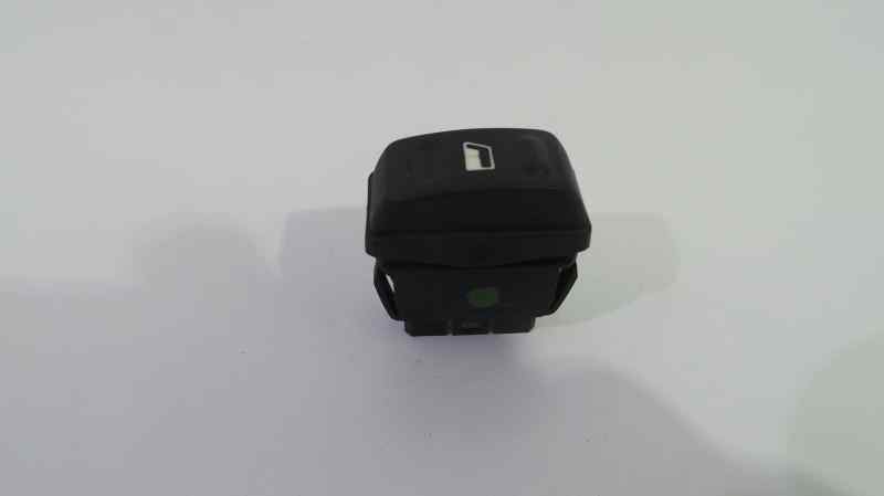 CITROËN Xsara Picasso 1 generation (1999-2010) Front Right Door Window Switch 22681 19120873