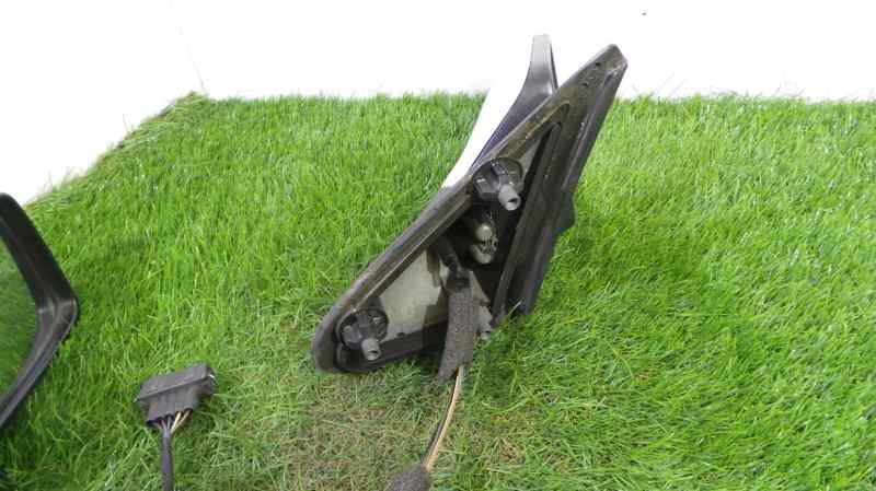 SEAT Ibiza 2 generation (1993-2002) Right Side Wing Mirror 415312302 25281332
