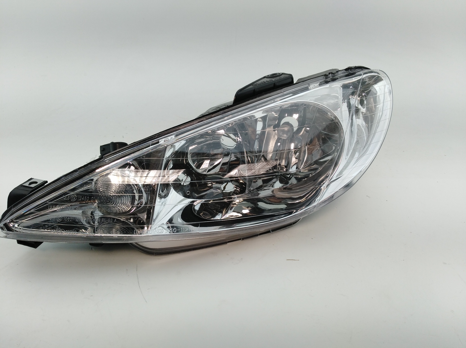 PEUGEOT 206 1 generation (1998-2009) Front Left Headlight 101.17210004,101.17210004,101.17210004 24668125