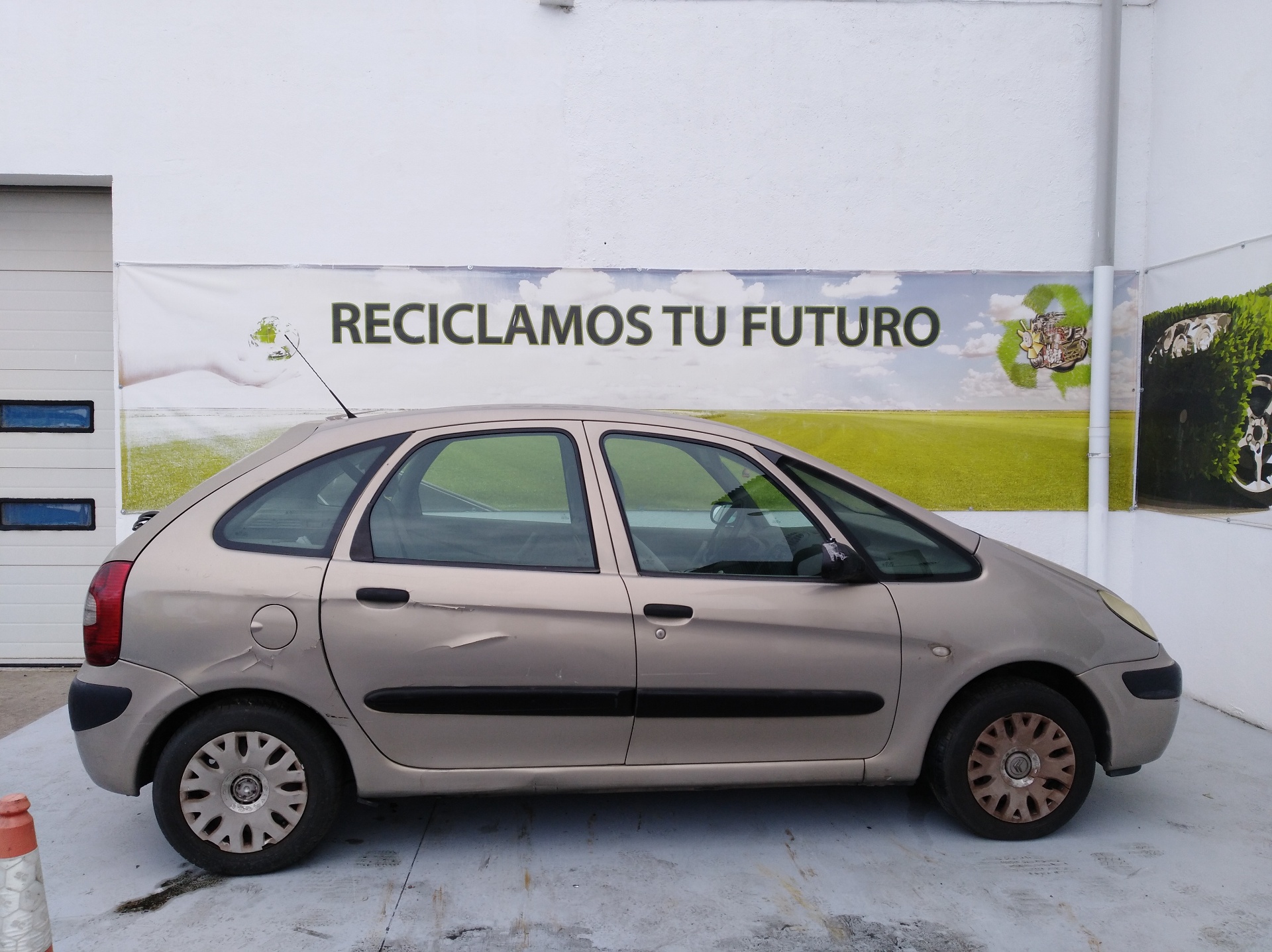 CITROËN Xsara Picasso 1 generation (1999-2010) Priekšējais labais lukturis 9649557380, 9649557380, 9649557380 24667131