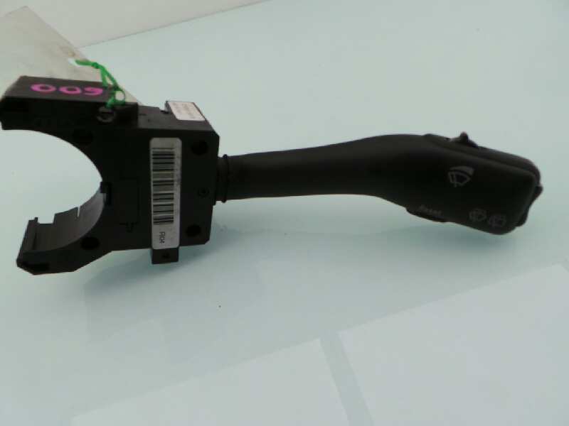 SEAT Leon 1 generation (1999-2005) Indicator Wiper Stalk Switch 4B0953503H, 4B0953503H, 4B0953503H 24664416