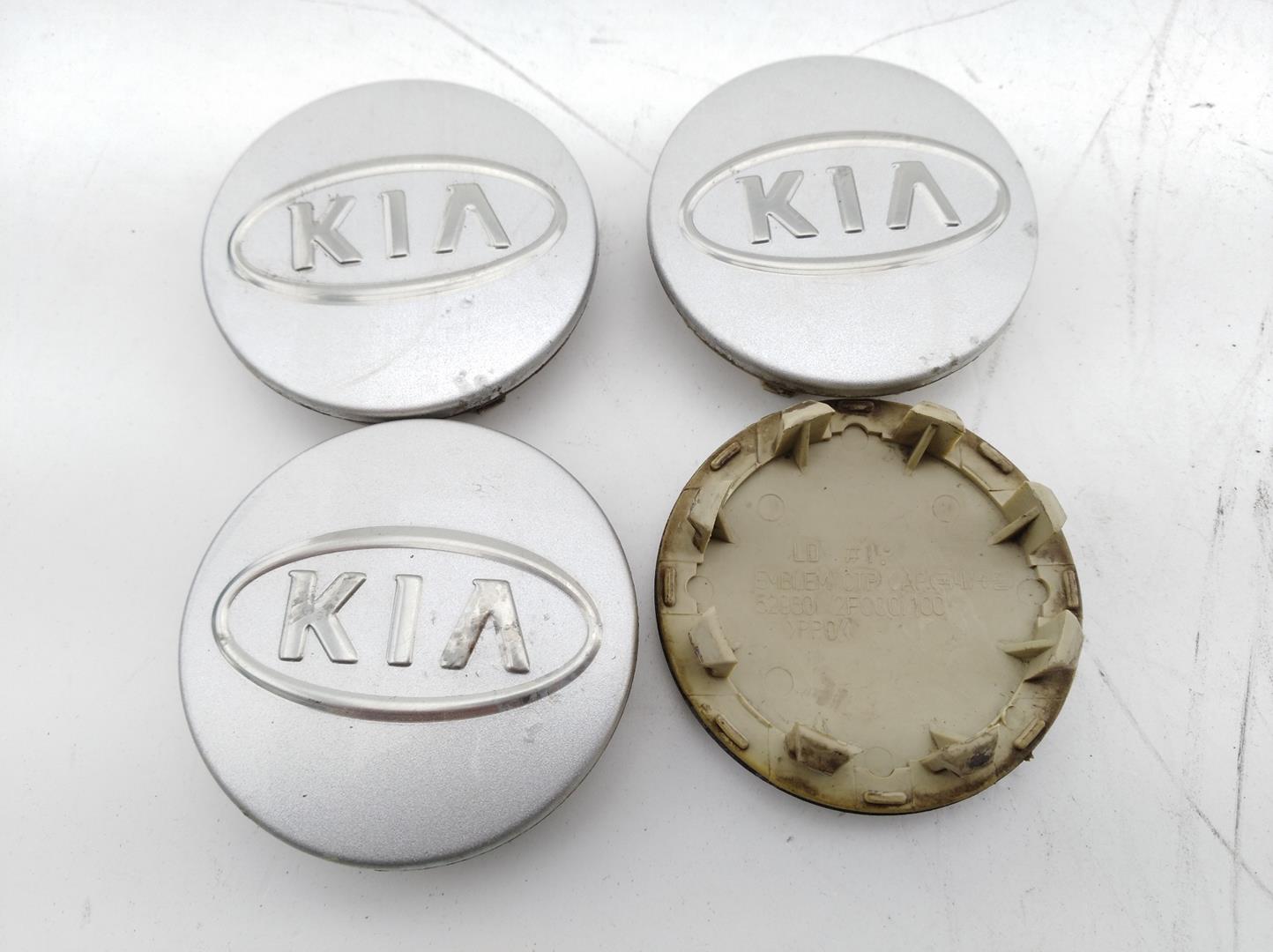 KIA Carens 2 generation (2002-2006) Wheel Covers 529602F000, 529602F000, 529602F000 24667401