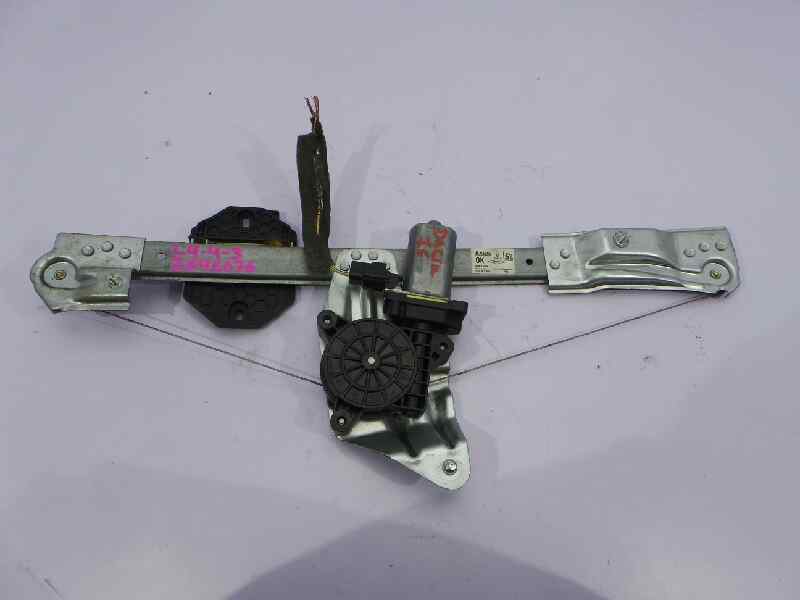 DACIA Sandero 2 generation (2013-2020) Front Left Door Window Regulator Motor 807213282R,807213282R 24488660