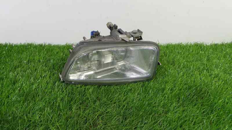 CITROËN Saxo 2 generation (1996-2004) Front Left Fog Light 820720 18962628