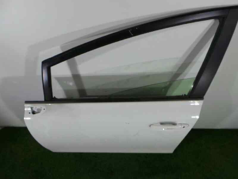 TOYOTA Prius 3 generation (XW30) (2009-2015) Front Left Door 19190821