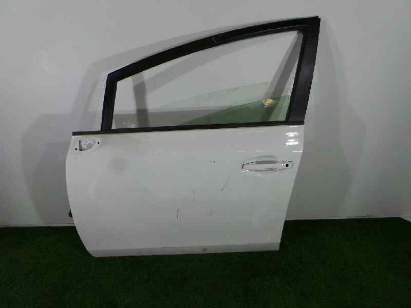 TOYOTA Prius 3 generation (XW30) (2009-2015) Front Left Door 19190821