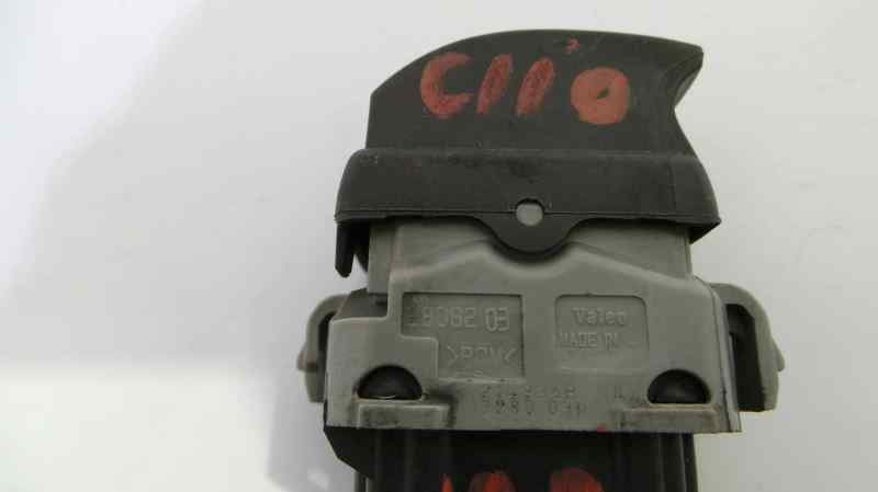 RENAULT Clio 2 generation (1998-2013) Front Right Door Window Switch 28082,28082,28082 19178156