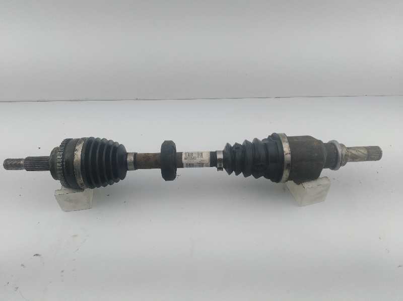 RENAULT Clio 2 generation (1998-2013) Front Left Driveshaft 8200543868, 8200543868 19284849