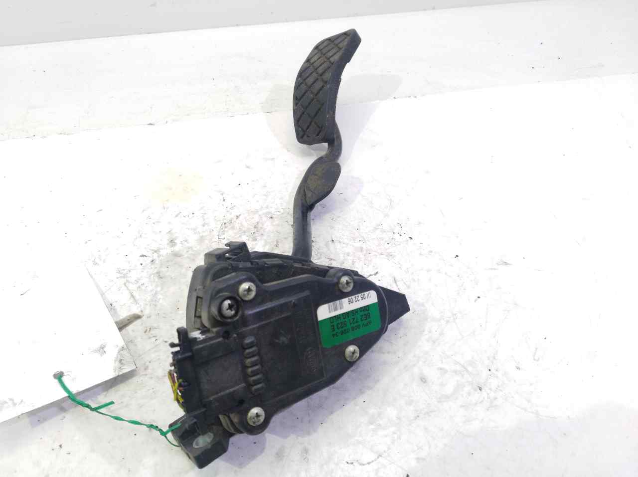 AUDI A4 B7/8E (2004-2008) Throttle Pedal 8E2721523E 25305120