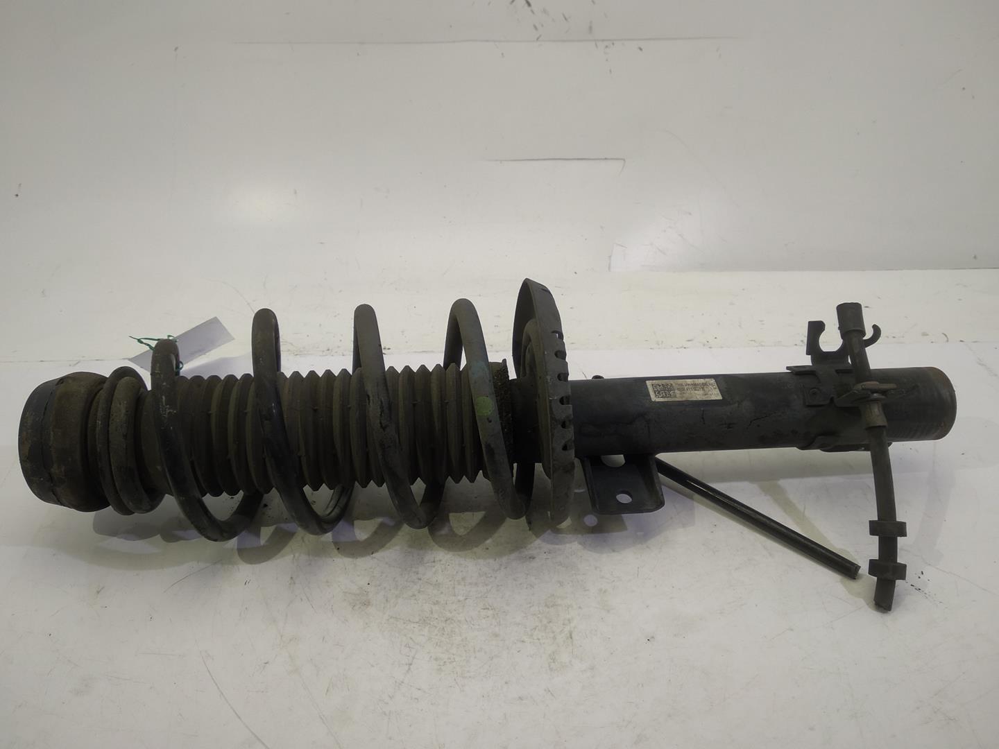 SEAT Ibiza 3 generation (2002-2008) Front Left Shock Absorber 6R0413031F, 6R0413031F, 6R0413031F 24603292