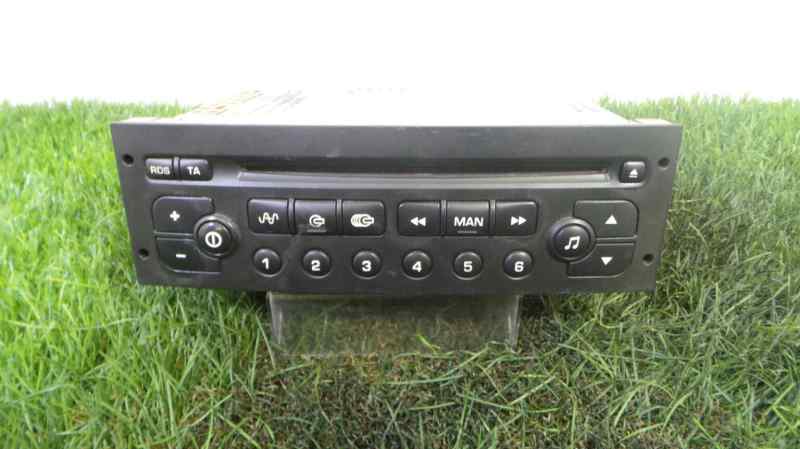 PEUGEOT 206 1 generation (1998-2009) Muzikos grotuvas be navigacijos 96488013XT, 96488013XT, 96488013XT 24663976