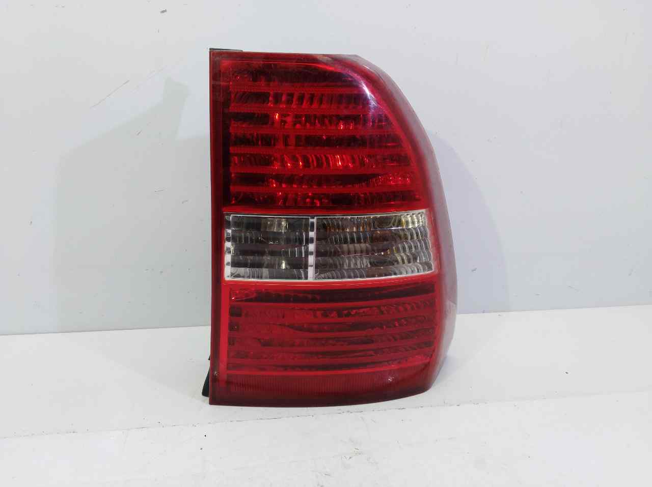 KIA Sportage 2 generation (2004-2010) Rear Right Taillight Lamp 924021F01 25300783