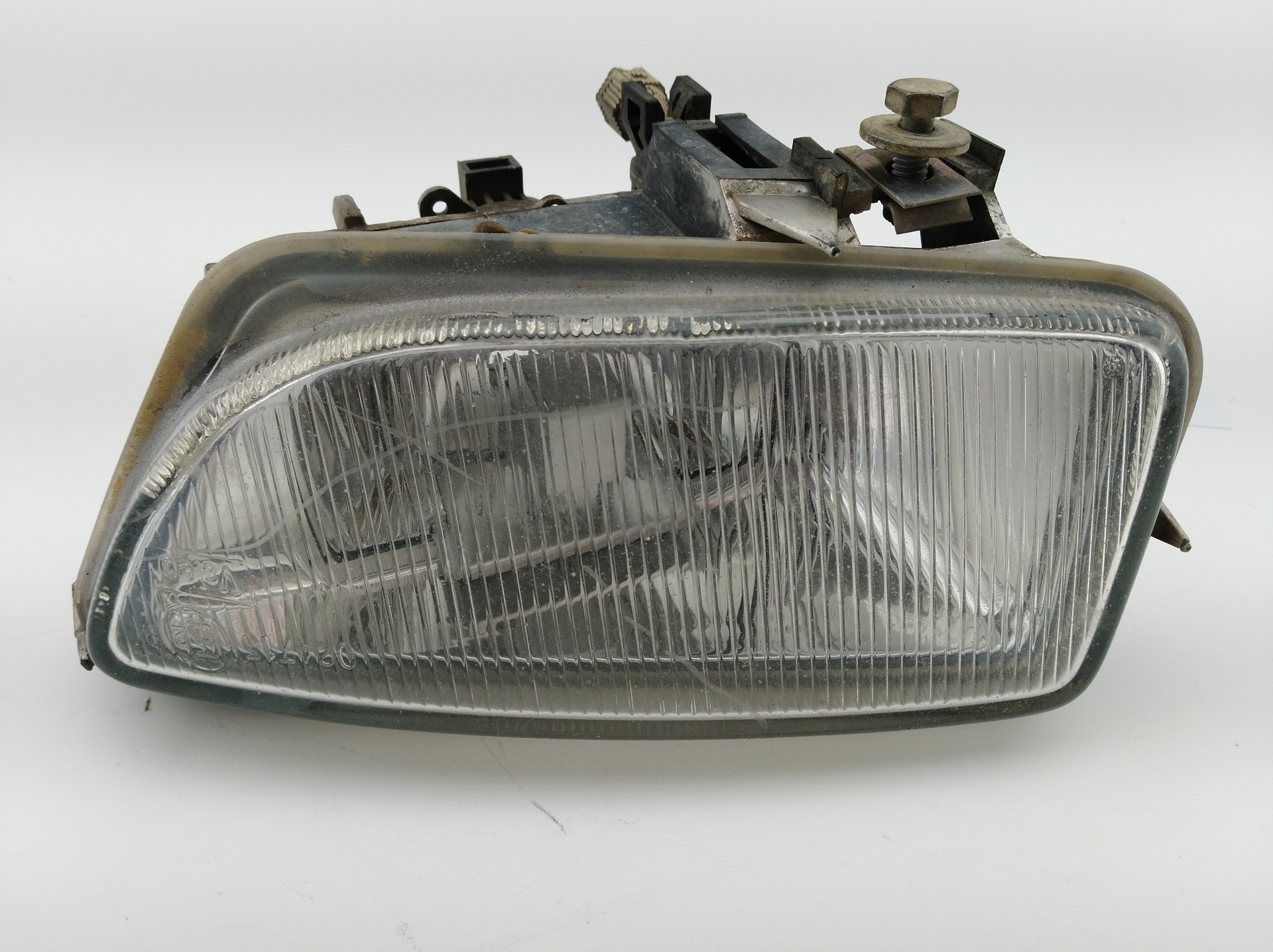 CITROËN Saxo 2 generation (1996-2004) Front Left Fog Light 67720239,67720239,67720239 24666100