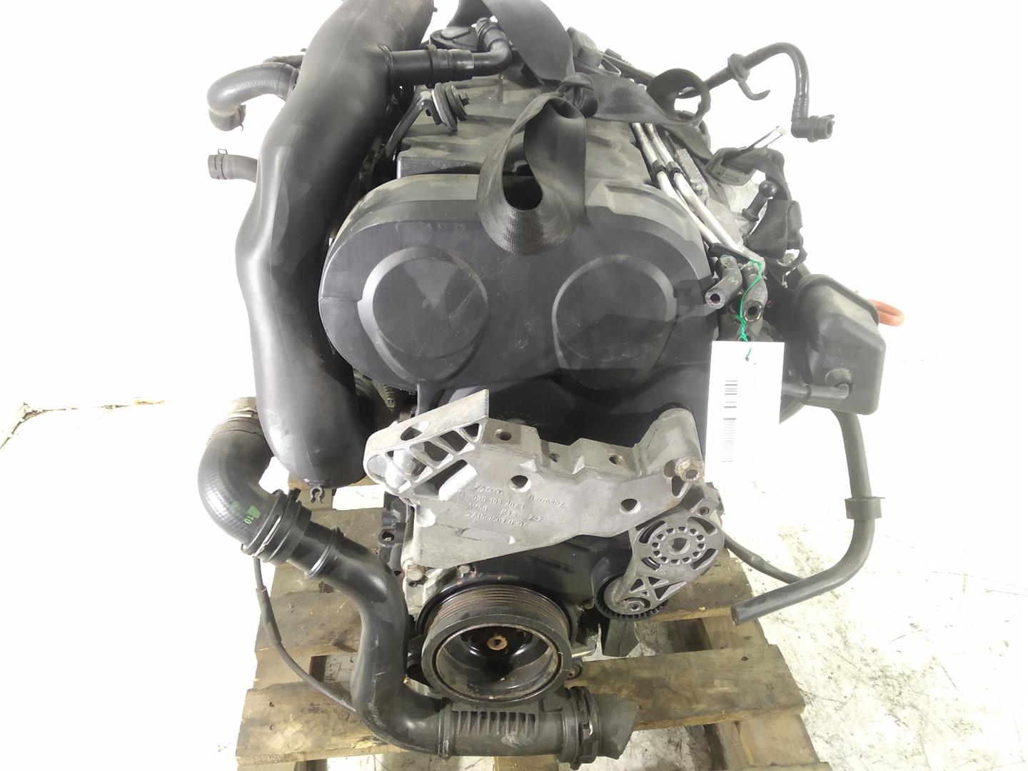 VOLKSWAGEN Passat B6 (2005-2010) Engine BKP, BKP, BKP 24513369