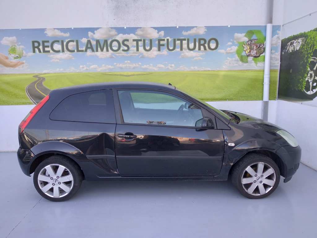FORD Fiesta 5 generation (2001-2010) Galinis kairys žibintas 1324570, 1324570, 1324570 19261317