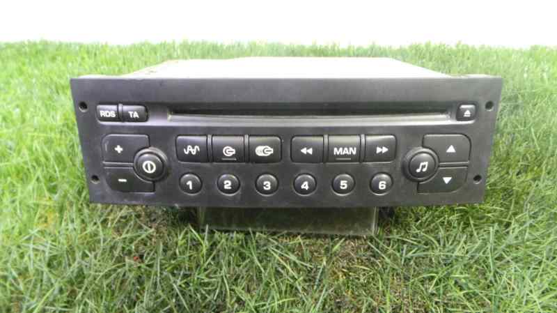 PEUGEOT 206 1 generation (1998-2009) Muzikos grotuvas be navigacijos 96514684XT00, 96514684XT00, 96514684XT00 24663891