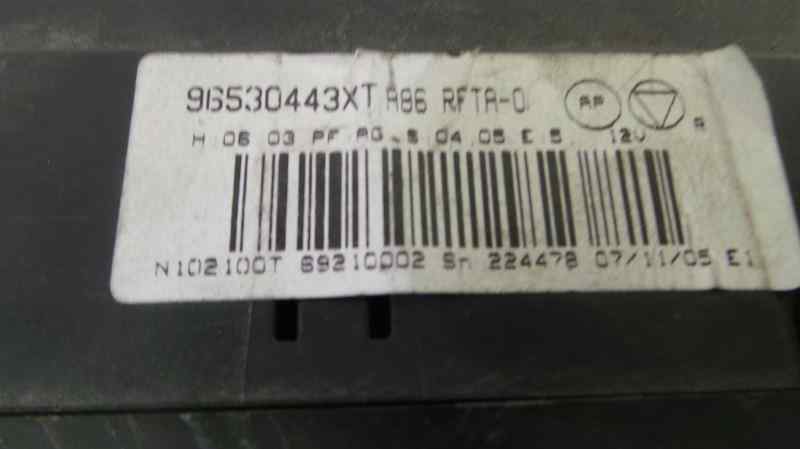 PEUGEOT 1007 1 generation (2005-2009) Climate  Control Unit 96530443XT 19114957